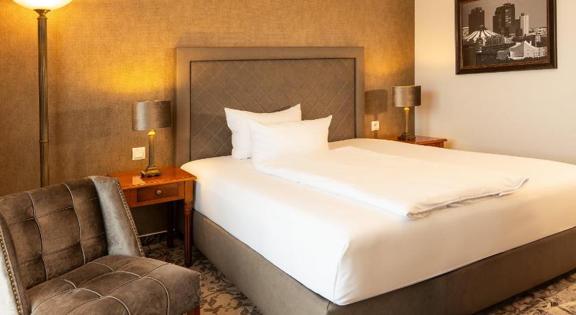 Image of Comfort Room 0