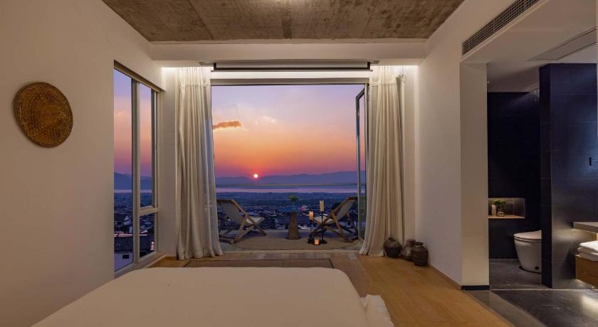 다리 / 대리 The Windyard Kazan Onsen Hotel-Private Hot Spring at South Gate of Dali Ancient Town,close to The Ch 호텔 수영장