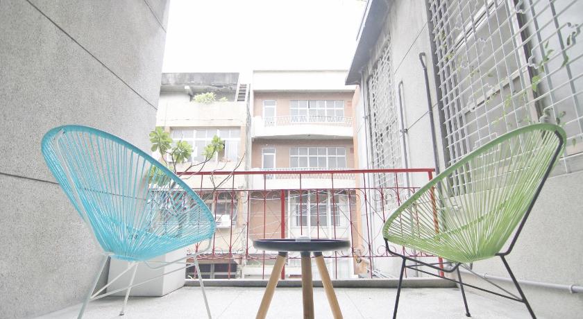 Image of Double Balcony 11