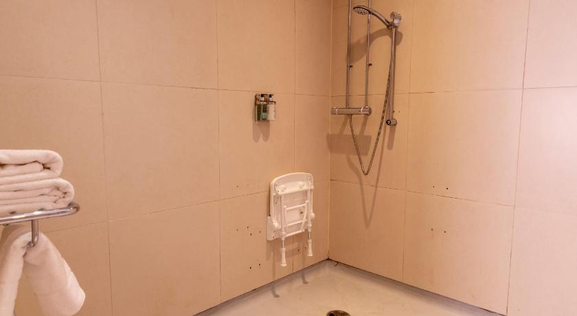 Image of Double Room - Disability Access 4