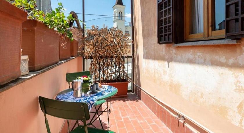 罗马 Luxury in Rome Panoramic terrace Fontana di Trevi 4星级 民宿 泳池