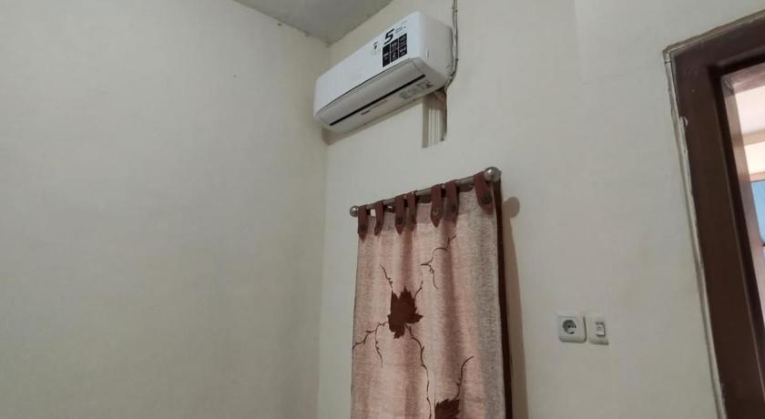 Image of Budget Single Room 3
