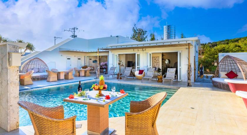 沖縄本島 Resort Villa KAPUKA KOURIJIMA 5つ星 ホテル 施設