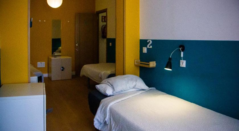 Image of Single Bed in Mixed Dormitory Room 0