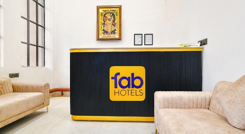 FabHotel Saraca Inn - image 8
