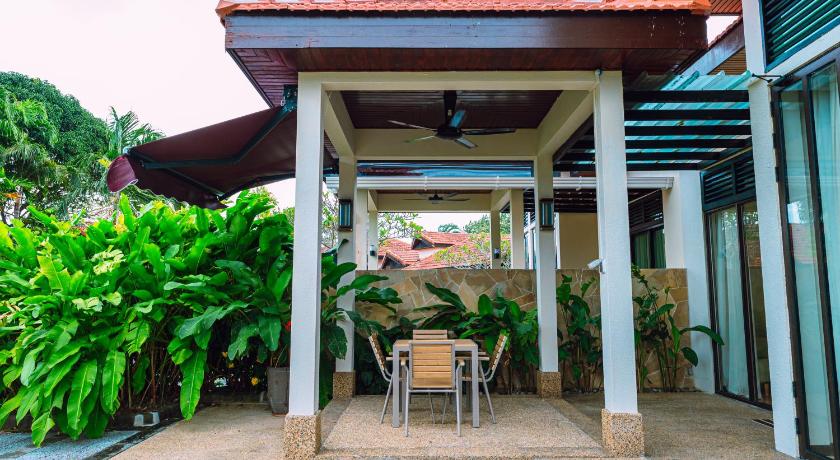 Image of Villa with Sea View 8