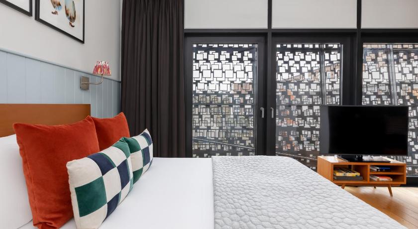 Image of 3 - Junior Suite 6