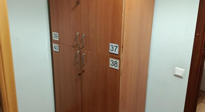 Image of Bed in 4-Bed Female Dormitory Room 1