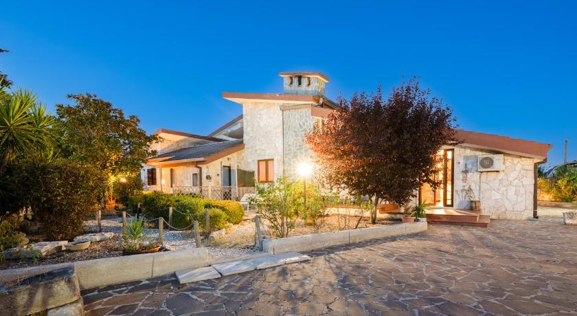 Villa Isabella alloggi e camere con parcheggio interno custodito