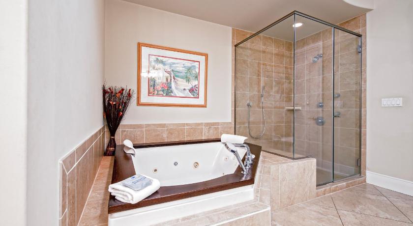 오렌지 비치 (AL) Turquoise Place 704C - Sleeps 8 - Private Hot Tub - Gulf Front - Prickett Properties 5성급 숙소 객실