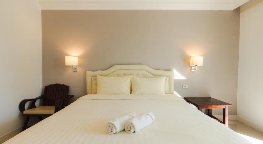 Image of Double Bed 6