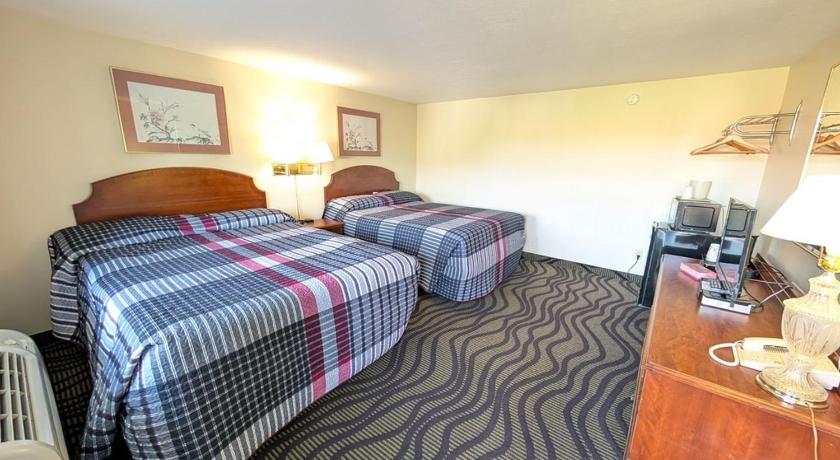 Montour Falls (NY) The Falls Motel - 2 Mi to " Watkins Glen State Park, Seneca Lake " AND 4 Mi to Watkins Glen Internat 2-Star Accommodation suite