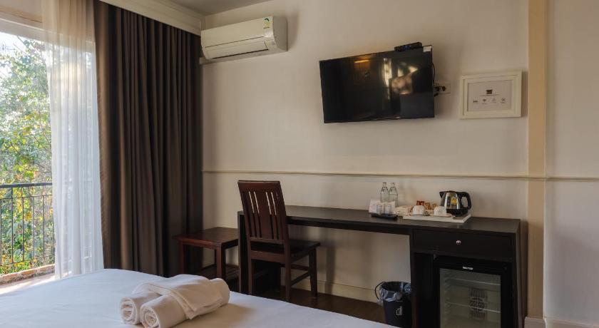 Image of Garden View Room 6