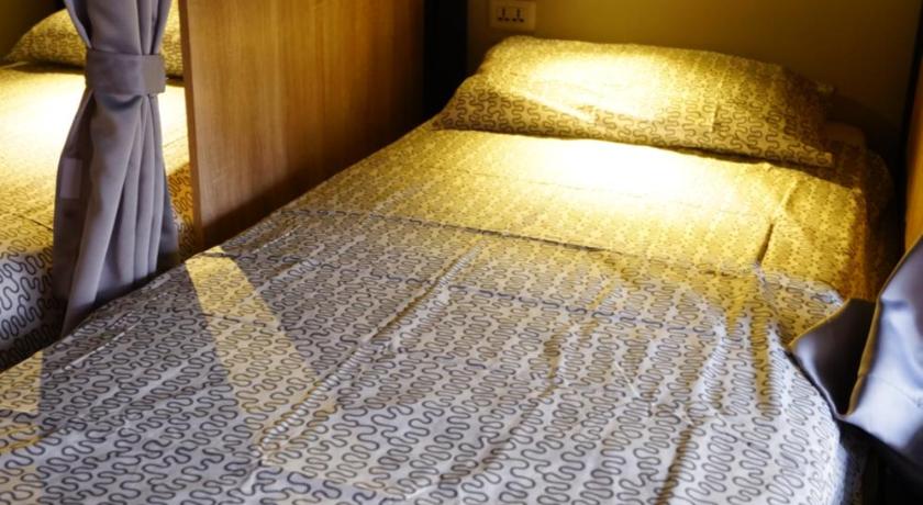 Image of Single Bed in Female Dormitory Room 5