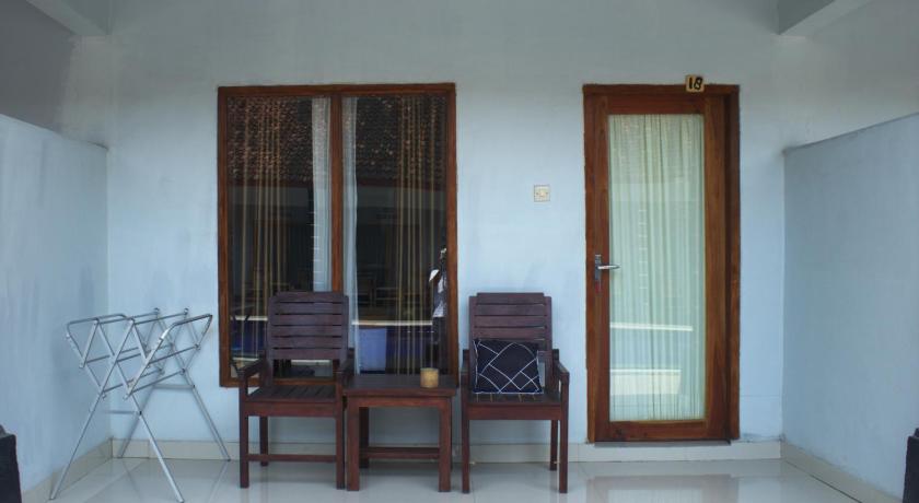 Image of Deluxe Double Room with Balcony 11
