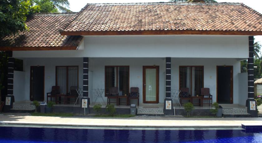 Image of Deluxe Double Room with Balcony 1