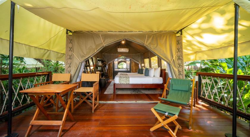 Image of Superior Tent Triple with Private Bathroom with Breakfast & Dinner 1