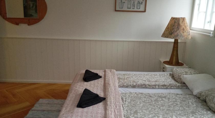 Image of Double or Twin Room with Balcony 4