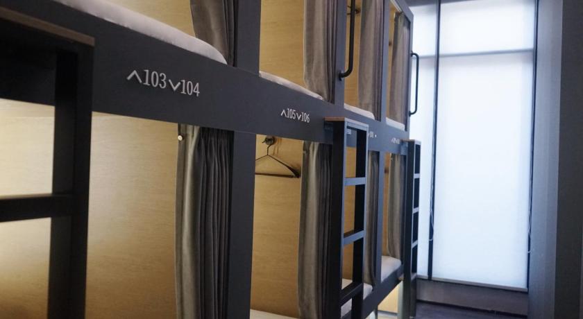 L YOUNG Inn Capsule Hotel Myeongdong - image 3