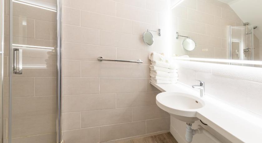 Image of Two-Bedroom Apartment with Air Conditioning and Terrace (6 People) - Sea View - Quartier Premium 6