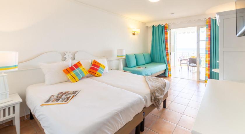Image of Studio with Air Conditioning and Terrace (3 People) - Sea View - Quartier Premium 0