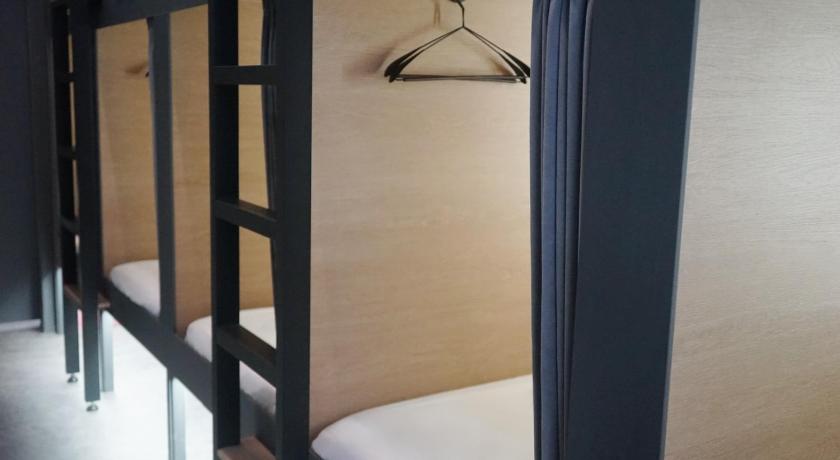 L YOUNG Inn Capsule Hotel Myeongdong - image 7