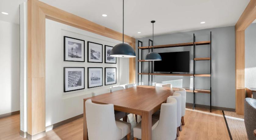 포츠머스 (NH) Everhome Suites Portsmouth - Newington 숙소 수영장