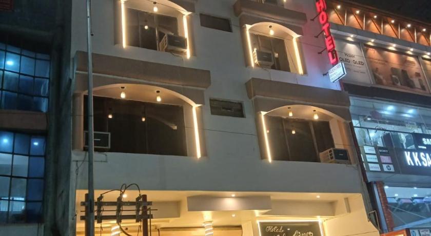 Hotel Valentines - image 2