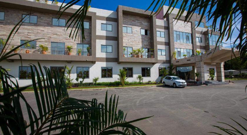 The Palms by Eagles — Hotel in Takoradi