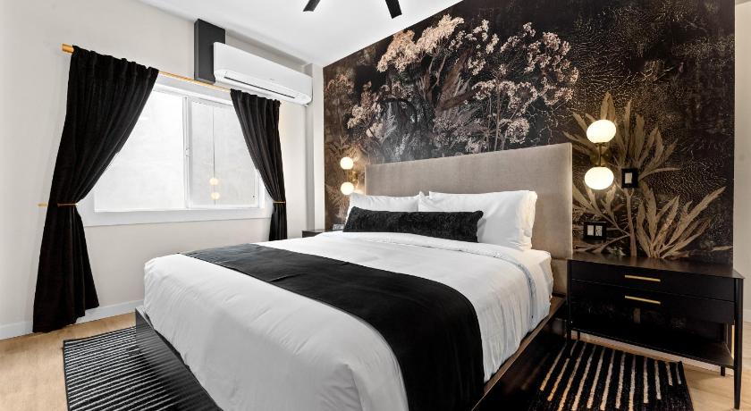 샌디에이고 / 샌디에고 (CA) Hotel Zindel 숙소 외관