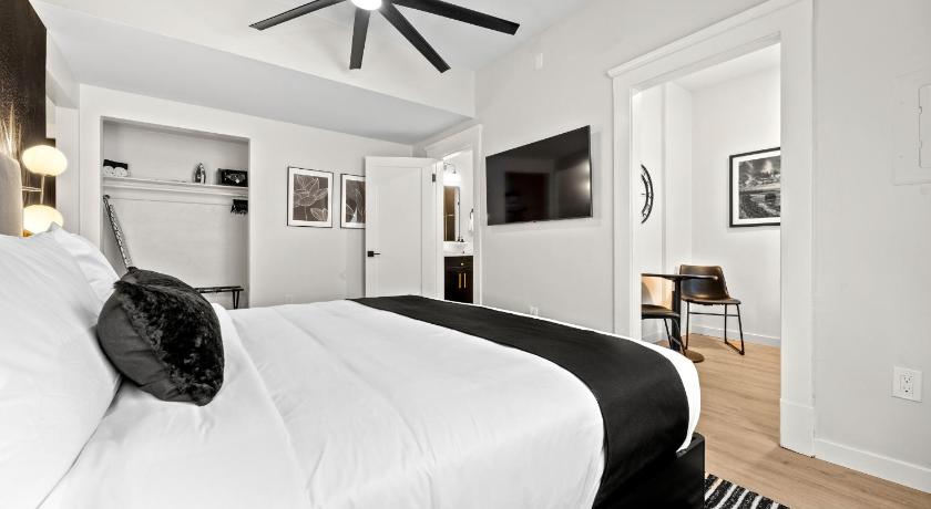 샌디에이고 / 샌디에고 (CA) Hotel Zindel 숙소 스위트룸