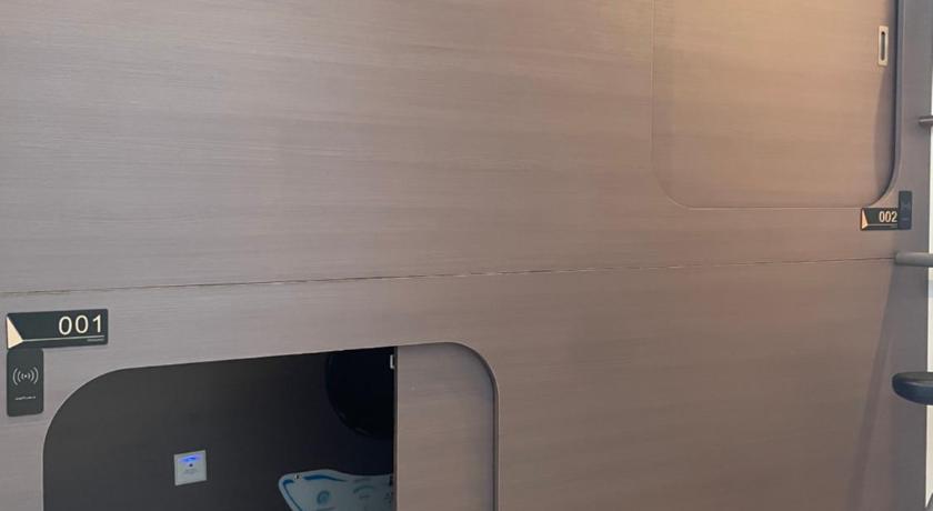 ドミトリールーム　女性用　二段ベッド1名分 (Bunk Bed in Female Dormitory Room)の画像 0