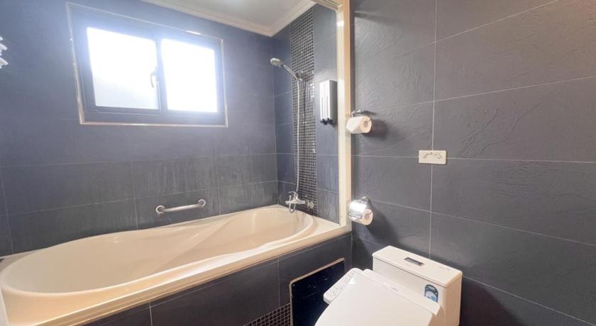 Nagahiro Hotel Taichung Wenxin Branch - image 11