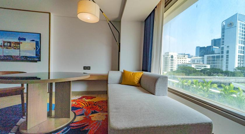 Image of Family Room 6