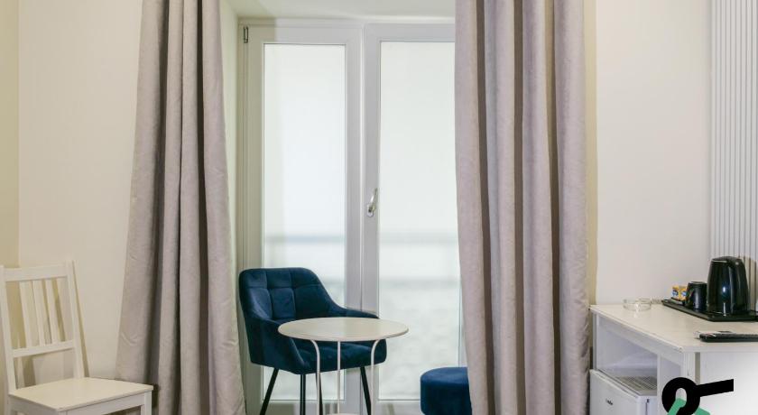 Image of Deluxe Quadruple Room 11