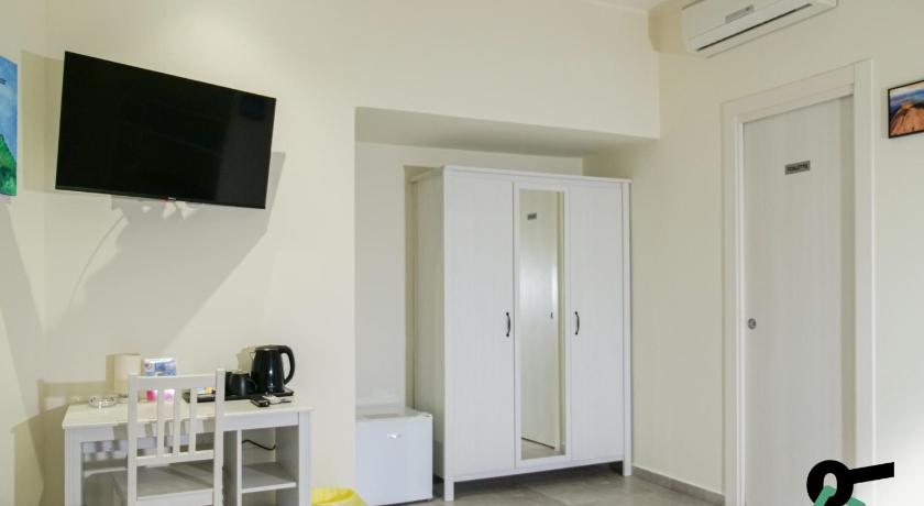 Image of Deluxe Room 15