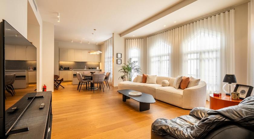 The Muradiye Luxury Residences with Bosphorus and Galata Tower View Terrace