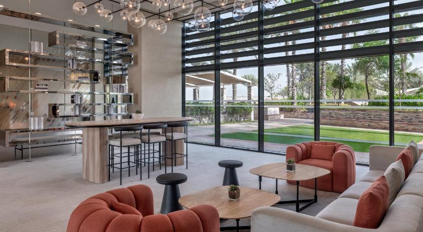 YAS PLAZA BAY by IHG - image 2