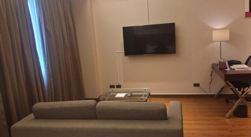 Image of Junior Suite 6