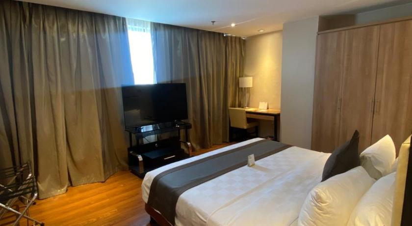 Image of 1 Bedroom Suite 1