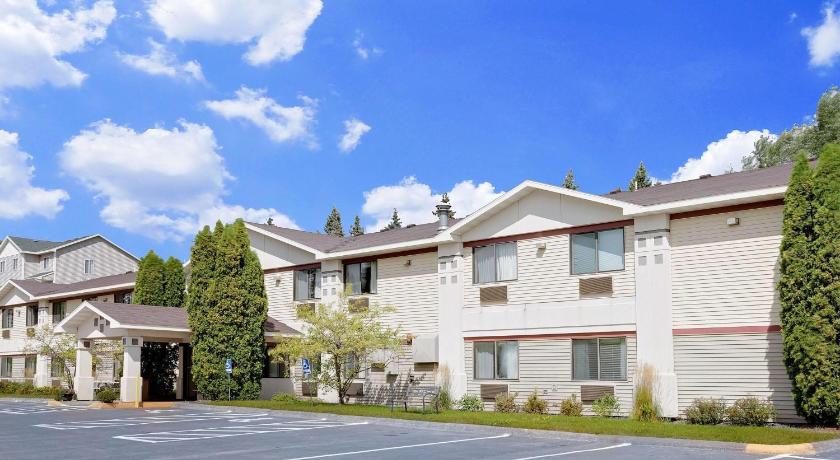 クロケット (MN) Super 8 by Wyndham Cloquet 2つ星 ホテル 施設