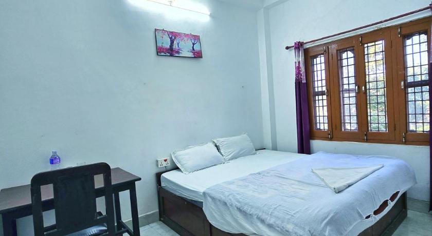 Image of Economy Double or Twin Room 4