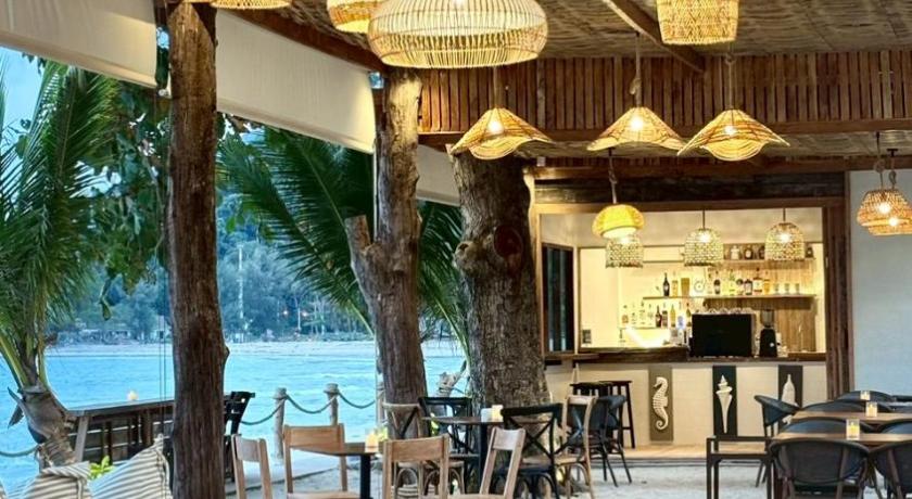 那空是탐마랏 Klang Aow Seafood & Resort 3星级 酒店 景观