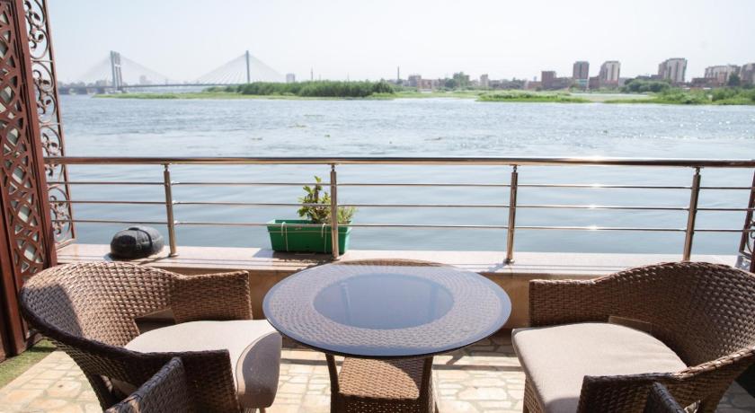 尼罗河交通酒店