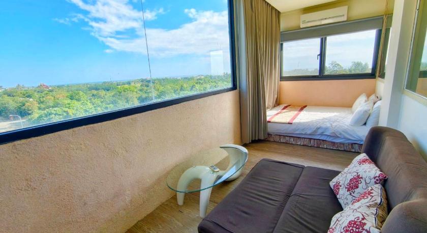 Image of Family Room with Balcony 10