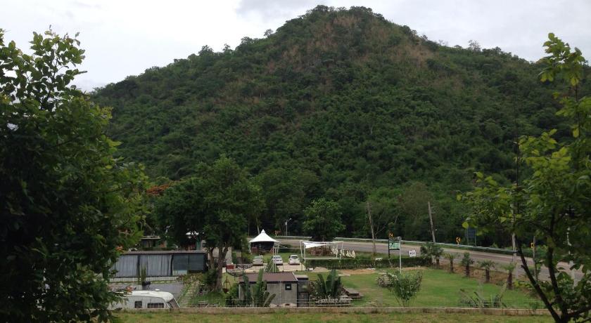 カオヤイ Baan Khao Yai Condo 3つ星 シングルルーム スイート