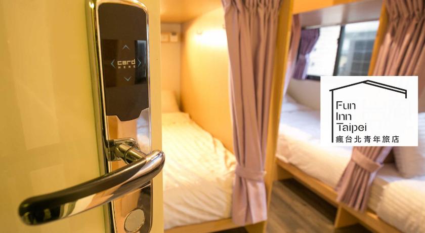 Image of Double Bed in Female Dormitory Room 8