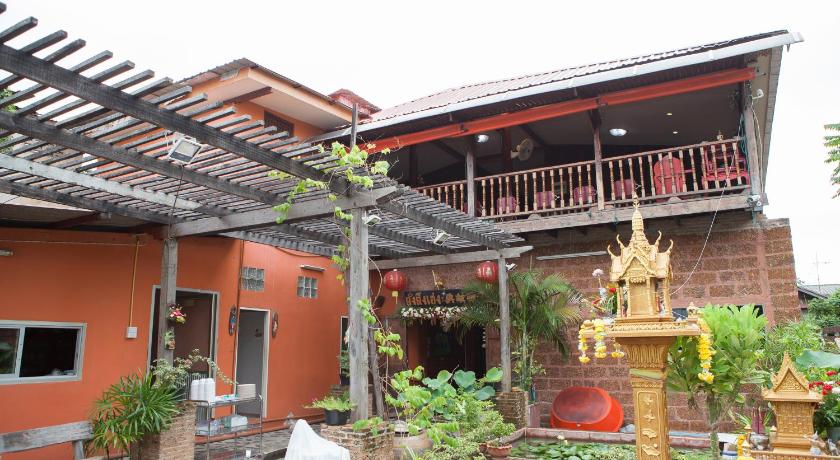 Baan Are Gong Riverside Homestay - image 8