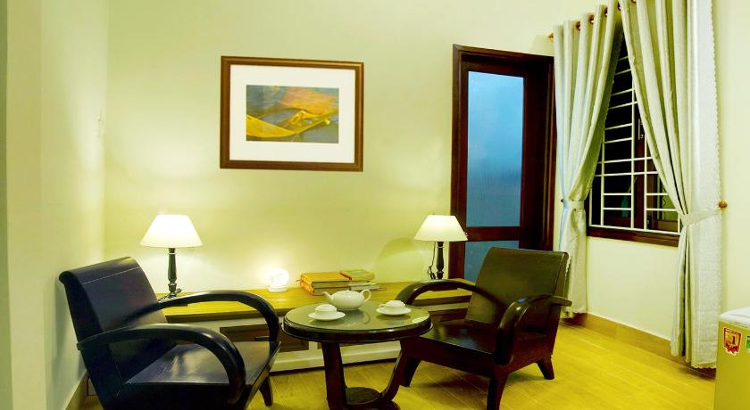 Image of Family Room 4