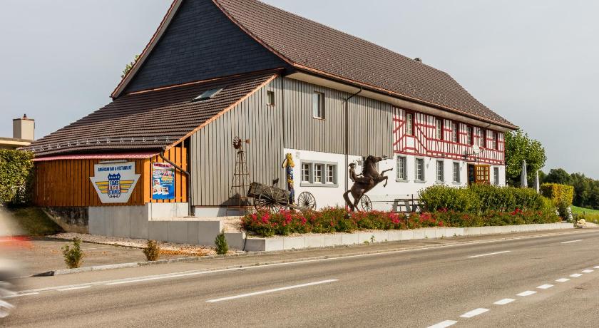 Motel Steighof — Hotel in Brütten